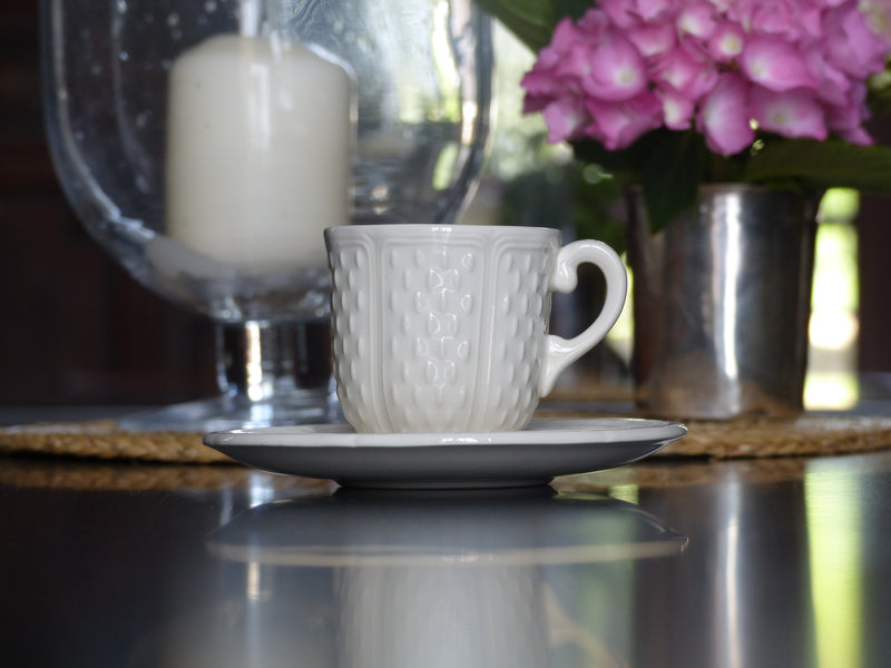 WHITE CABBAGE BRIDGE - SET OF 2 COFFEE CUPS AND SAUCERS